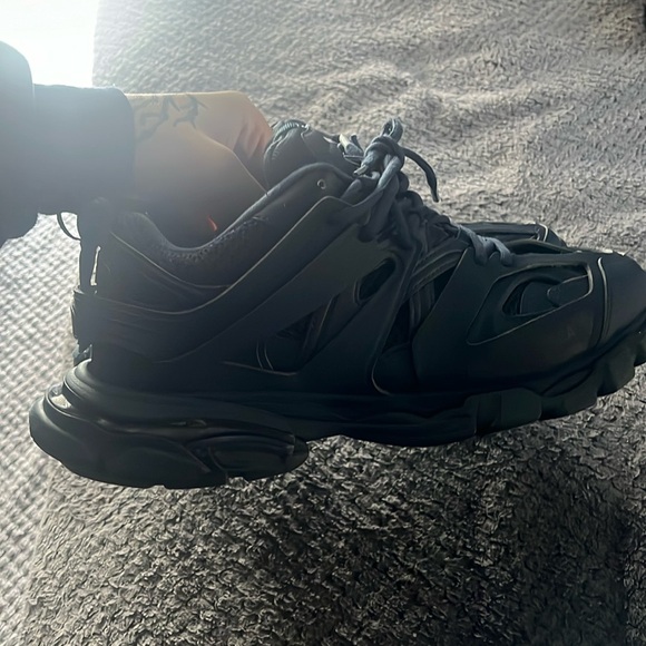 Blue Pearl Balenciaga tracks new - Picture 1 of 5